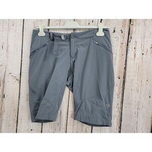 LM Women's Size 8 Mountain Hardwear Gray Bermuda Long Walking Shorts Capris EUC